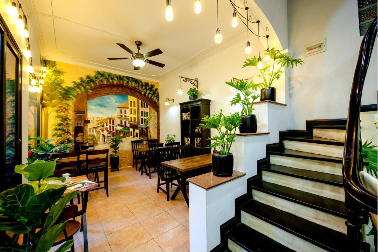 Ladybug Boutique Villa - Hanoi — Photos 1